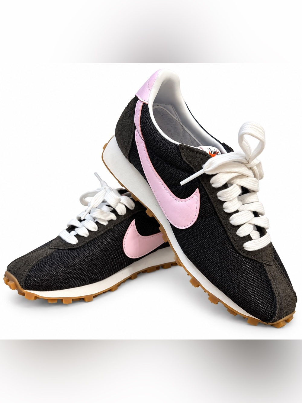Nike Women’s Brown Runner with Pink Swoosh Size 7